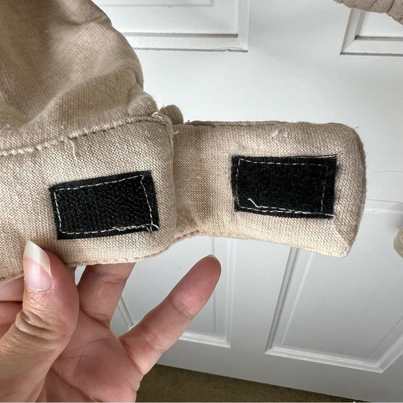 Pretty little thing Sand Oversized Zip Front Sweatshirt size small. - Picture 7 of 16